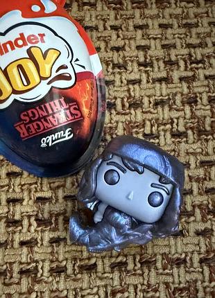 Фігурка едді kinder joy funko pop дивні дива stranger things