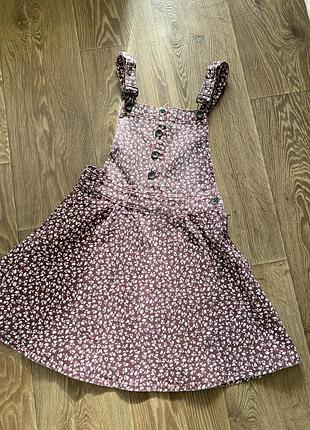 Джинсовий сарафан в трендові квіточку