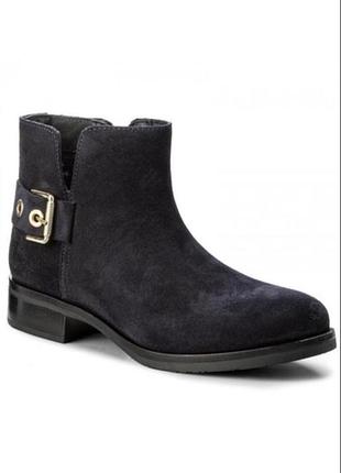 Tommy hilfiger, ботінки ботільйони натуральна замша, оригінал.