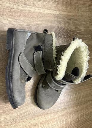 Кожаные ботинки