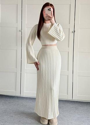 Костюм жіночий