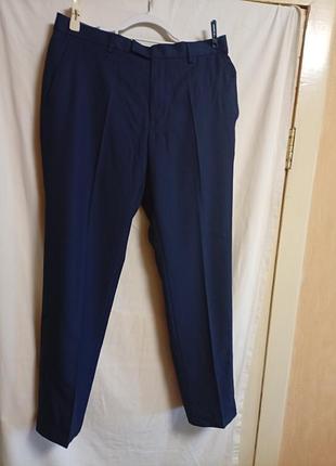 Мужские брюки от британского бренда moss.