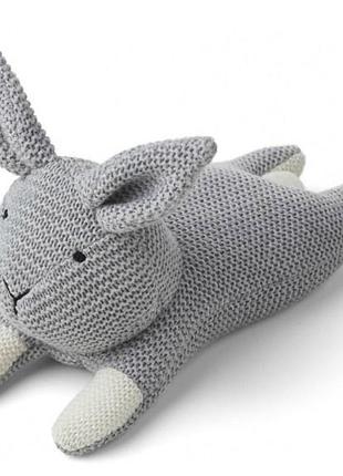 Дитяча вʼязана іграшка кролик liewood rabbit missy grey melang