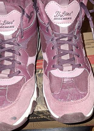 Кроссовки женские кожаные зимние 41 р skechers
разноцветного цвета