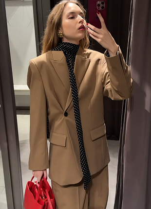 Жакет оверсайз цвет кэмэл zara