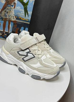 Кроссовки на девочку 3