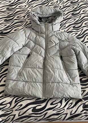 Чоловічий пуховик