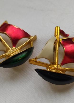 Винтажные броши.горячая эмаль