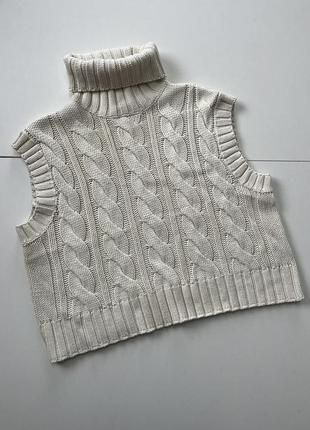 Вʼязаний жилет