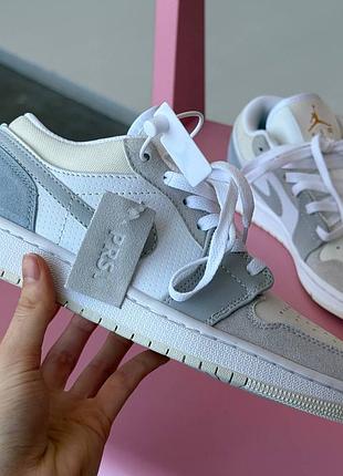 Кроссовки nike air jordan low retro 1 beıge