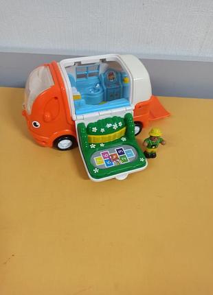 Игровой набор&nbsp;wow toys casey camper van&nbsp;(микроавтобус кейси). с фигуркой,