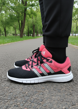 Фірмові кросівки adidas