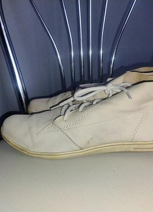 Легенькі шкіряні черевики remonte