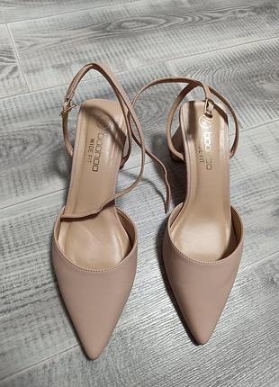Босоножки нежная пудра