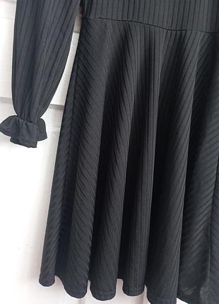 Чорне плаття в рубчик  34р хс 9