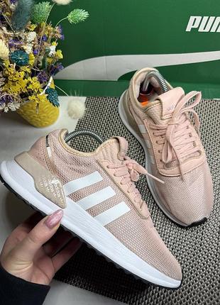 Оригинальные кроссовки adidas