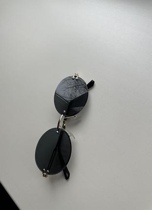 Очки солнцезащитные