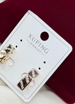 Серьги бижутерия с камнями под золото xuping из медицинской стали гипоаллергенные сережки овальные женские для уха