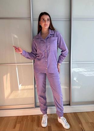 Качественный вельветовый прогулочный костюм штаны джоггеры на резинке и оверсайз рубашка на пуговицах с карманами на груди