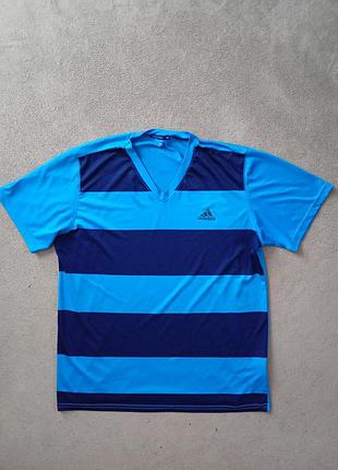 Брендовая футболка adidas.
