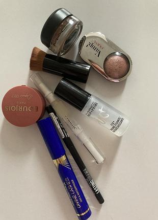 Набор декоративной комметики