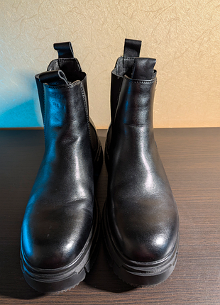 Ботинки черные кожаные 41 размер 7