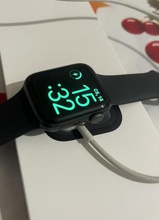 Apple watch series 5 40мм (s/m) 10