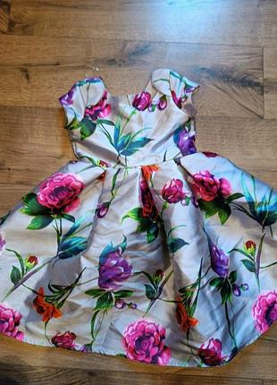 Плаття для дівчинки квіти квітка об'ємна юбка пишна сукня