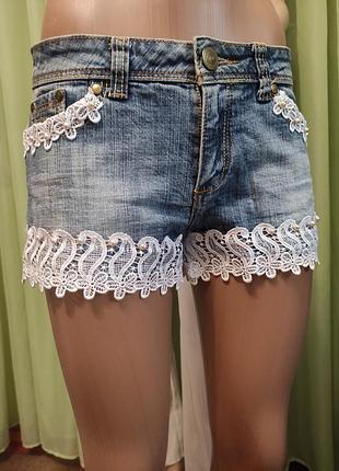 Шорти жіночі стрейч бренду 
" house of denim" , uk 10 , 98%коттон+ еластан.