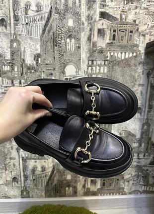 Лофери чорні шкіряні