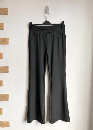 Трикотажні брюки кльош