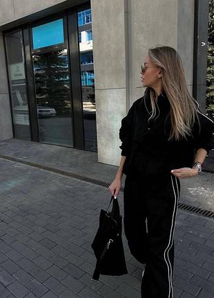 Костюм з плащівки