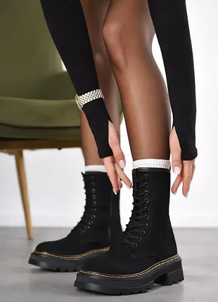 Демісезонні черевики на шнурівці