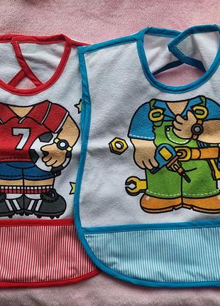 Слинявчик ( слюнявчик ) для  діток