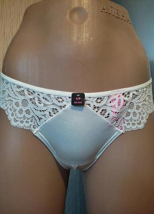 Трусики жіночі з мереживом в розмірі 42 (xs)