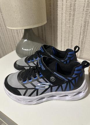 Кросівки на хлопчика sketches світяться