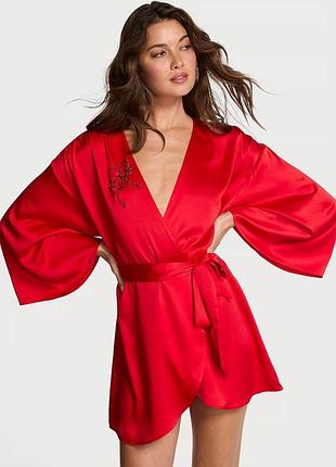 Халат сатиновий червоний жіночий victoria’s secret з камінчиками/стразами оригінал