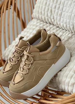 Распродажа 🏷 плотные кроссовки на белой толстой подошве