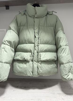 Чоловічий пуховик boss