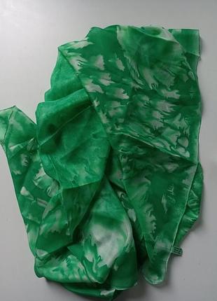 Ярко зелена шовкова хустина