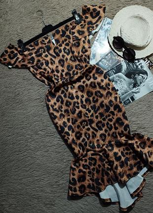 Красивое платье миди леопард с оборкой/платье по фигуре на плече