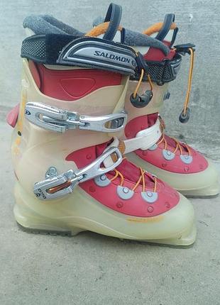 Горнолыжные ботинки salomon 40-4165мер 26см