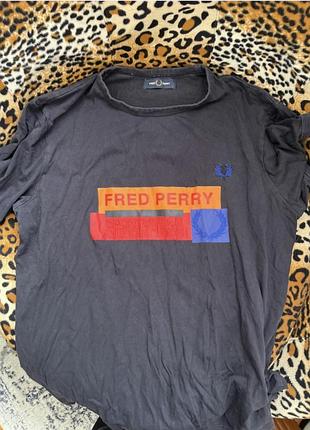 Продаю футболку фред пері