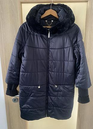 Зимнее пальто с капюшоном s-m