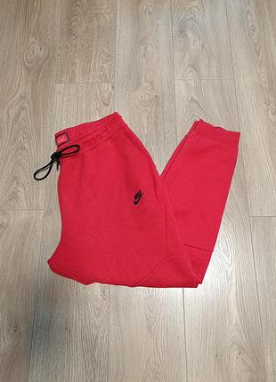 Спортивні штани nike tech fleece