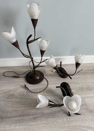 Комплект настільна лампа та два бра на стіну