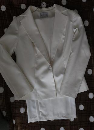 Костюм от украинского бренда vovk