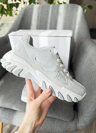 Кросівки guess