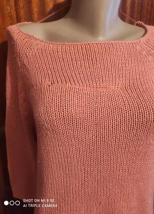 Рожева кофта має зацепки розмір м
