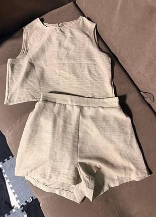 Жіночий костюм на літо